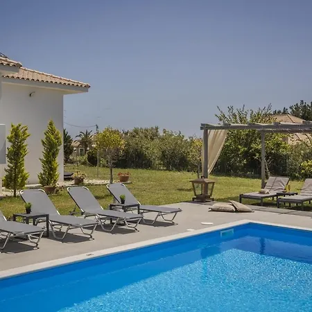 Ai Helis Summer House Svoronata